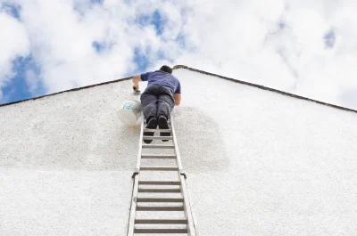 Peinture extérieure à Murs — façades et ravalement